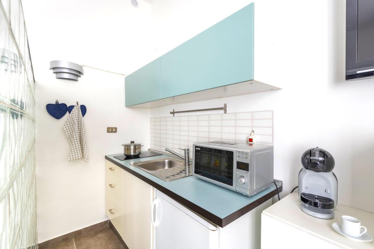Hostly - Nicole Apartment Volturno- Full Rome Center Exterior foto
