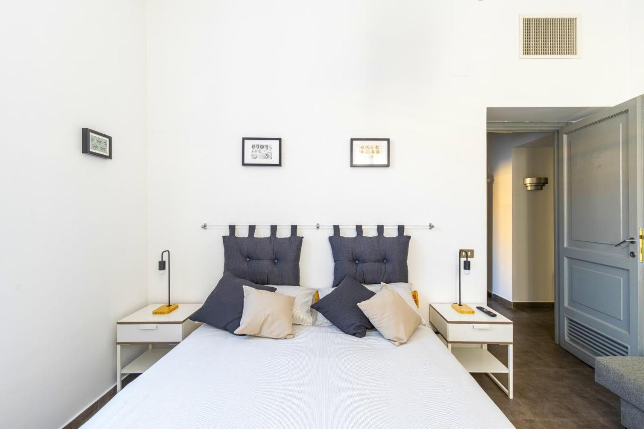 Hostly - Nicole Apartment Volturno- Full Rome Center Exterior foto